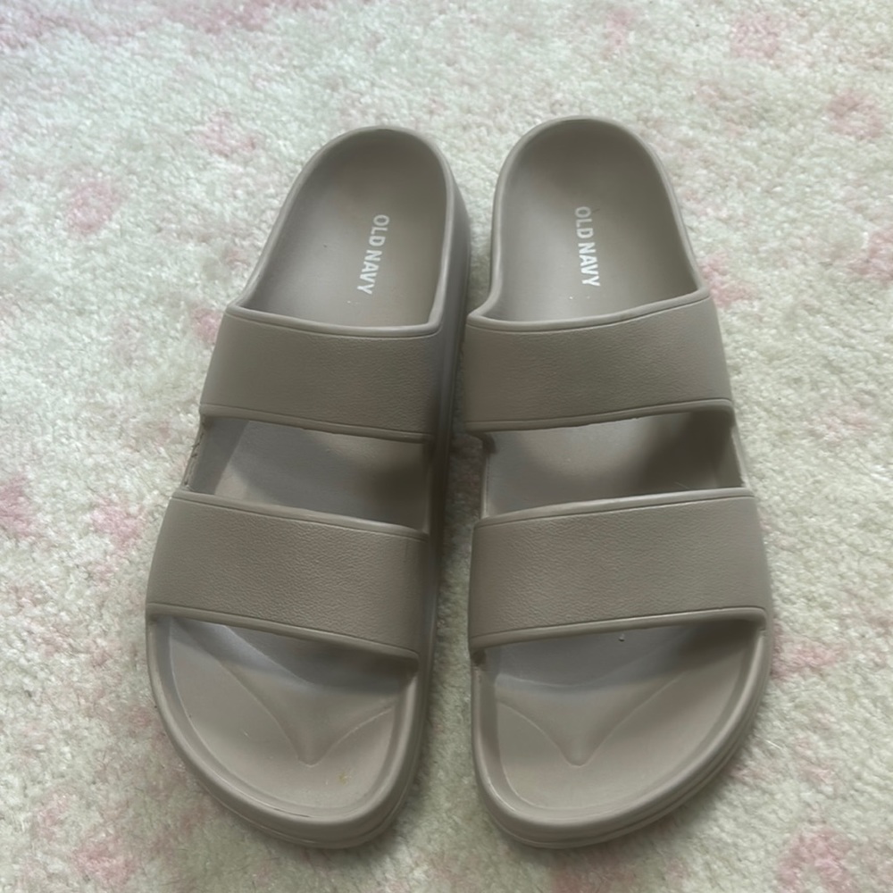 Old navy rubber slides